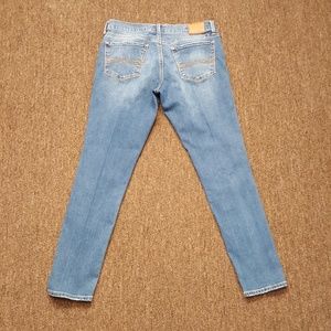Lucky Brand Charlie Skinny Size 6